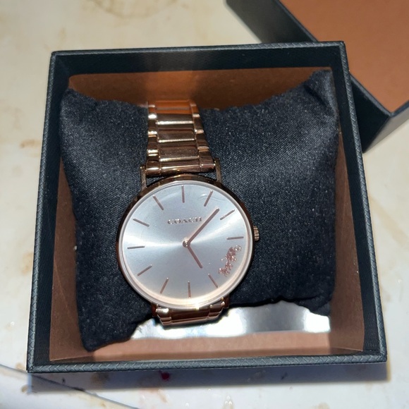 Rose Gold Coach Watch - Picture 5 of 7